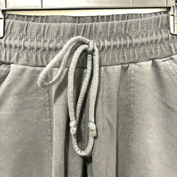 Free People Movement Black Jogger Sweatpants Drawstring Athleisure Active Lounge - Picture 4 of 10